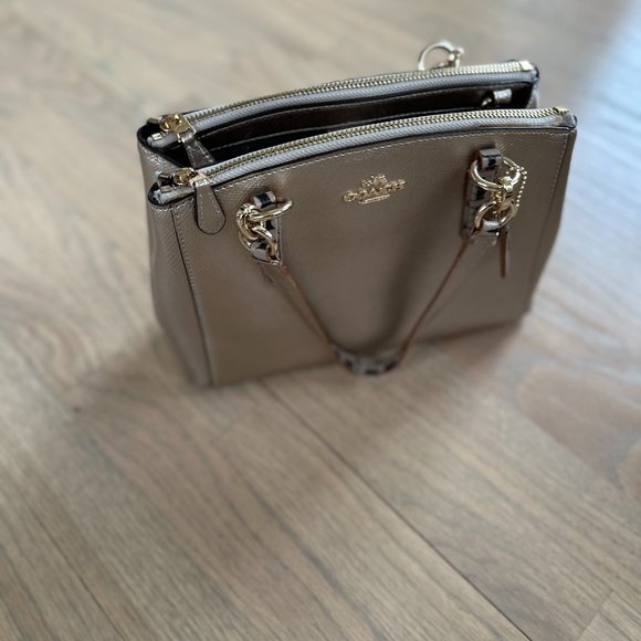 Coach goldtone bag - Picture 1 of 4